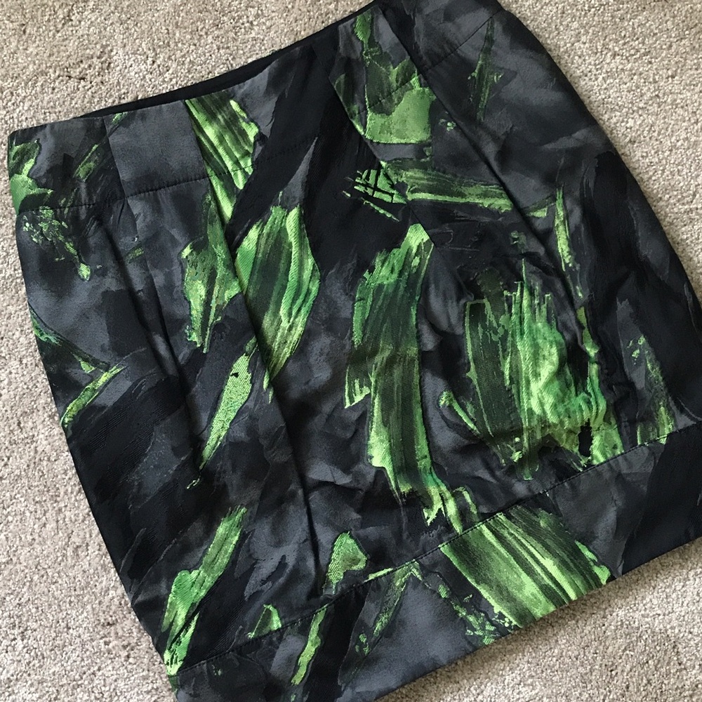 Lafayette 148 box pleat designer skirt